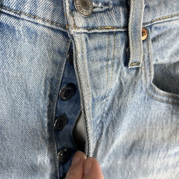 Levi's 501 Jeans Thrashed 25x30 Blue Light Wash Premium Denim Classic Distressed - Picture 4 of 11